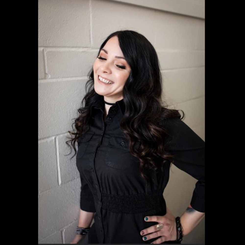 Meet your Posher, Kerry☺️🙏🏼💖✨